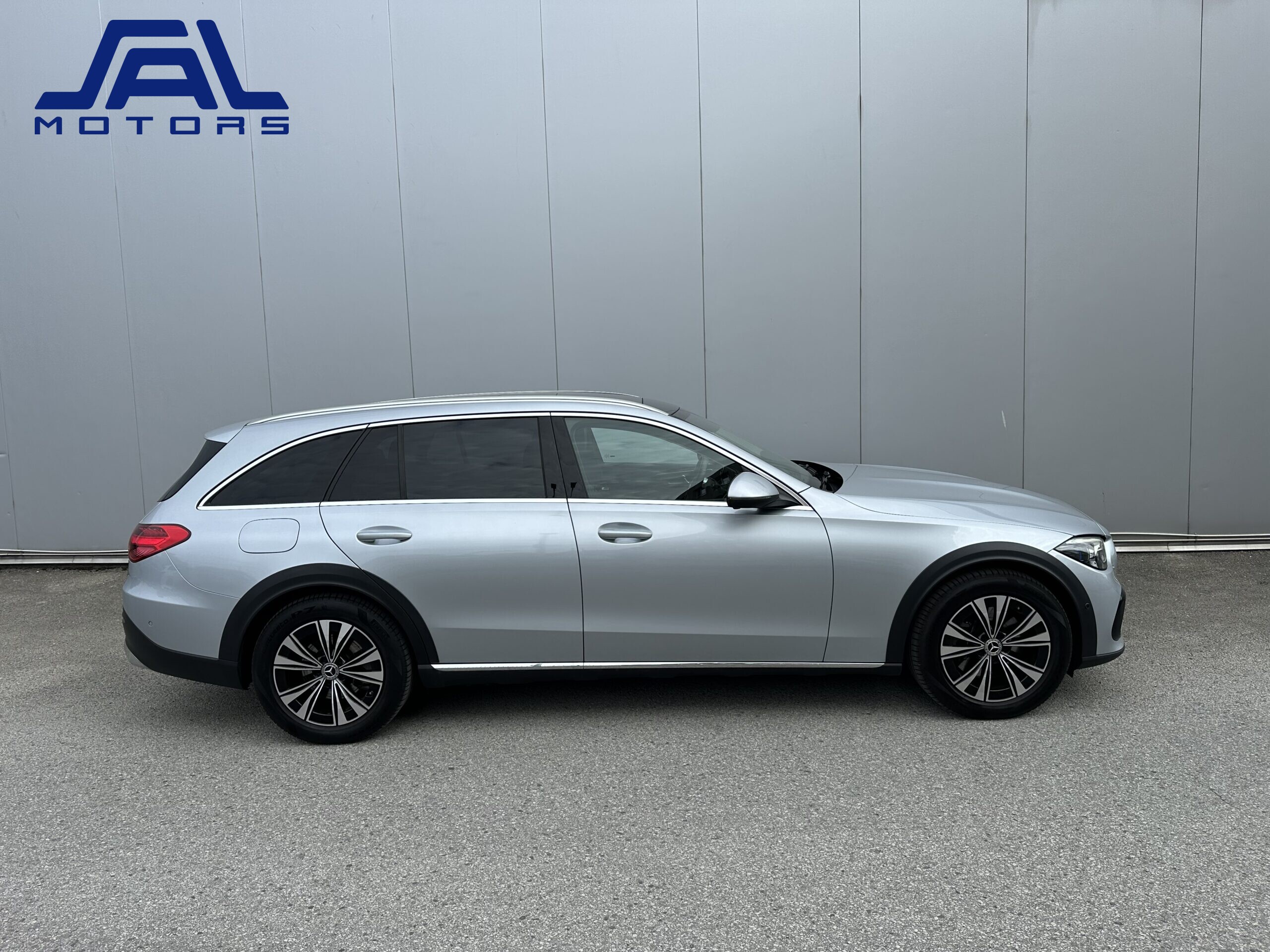 MB C220d All-Terrain Avantgarde 4-Matic